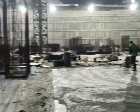 Manuel beton dökümü, mastarla kot yakalama